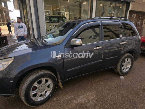 Chery Tiggo 3 2015 Gray Automatic Used for Sale in Mansoura - 5