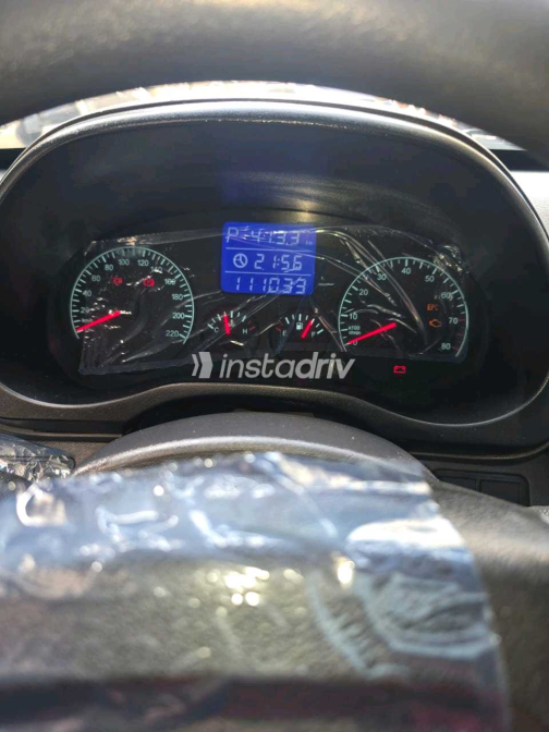 Chery Tiggo 3 2015 Gray Automatic Used for Sale in Mansoura - 7