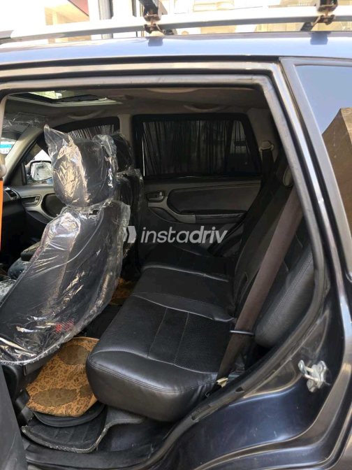 Chery Tiggo 3 2015 Gray Automatic Used for Sale in Mansoura - 8