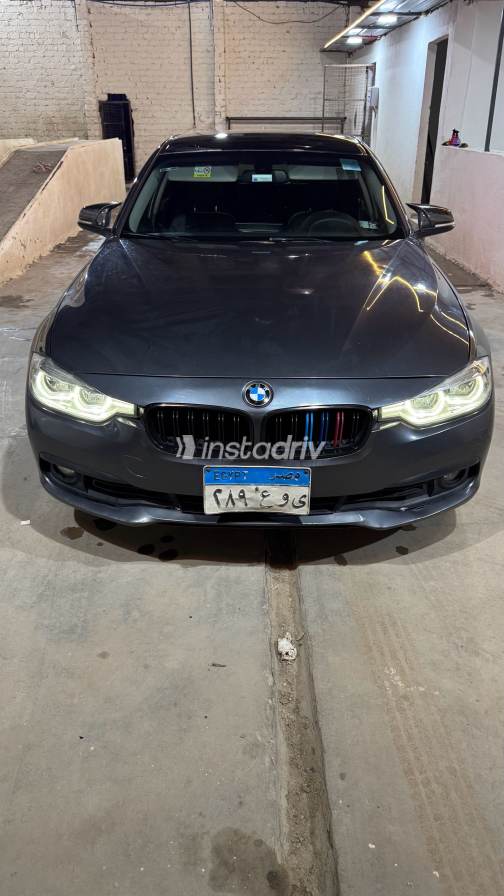 BMW 318 2019 Dark Gray Automatic Used for Sale in Luxor - 10