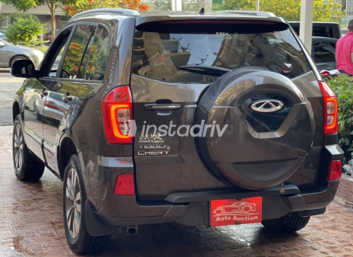 Chery Tiggo 3 2023 Brown Automatic Used for Sale in Cairo - 3
