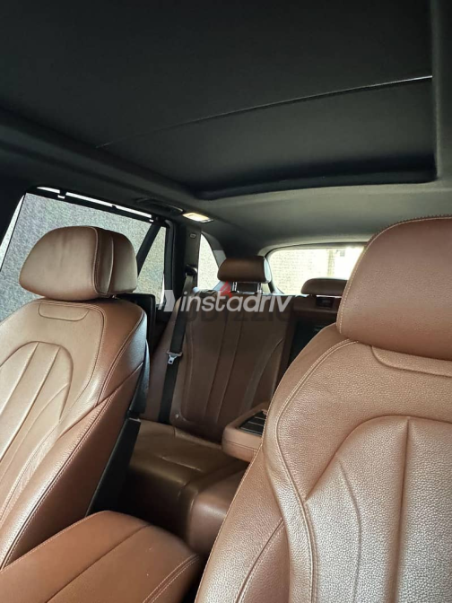 بي ام دبليو X5 2018 رمادي أوتوماتيك مستعملة للبيع في مدينة نصر - 9