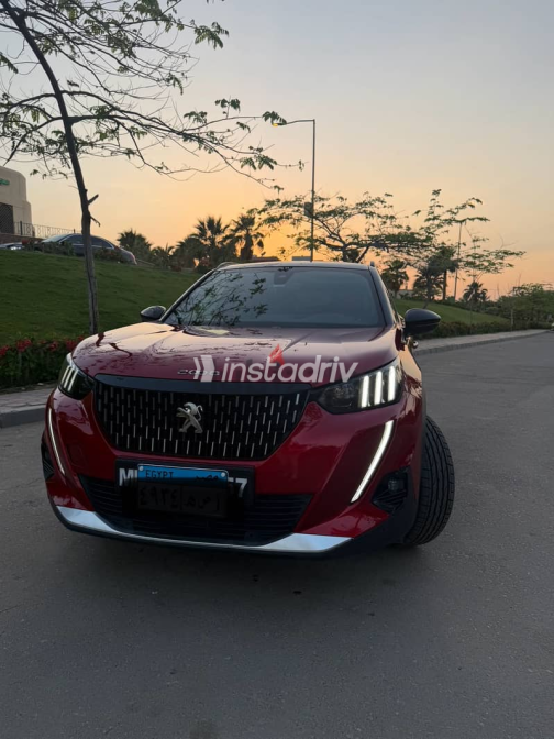 Peugeot 2008 2022 Red Automatic Used for Sale in Cairo - 8