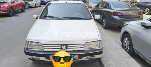 Peugeot 405 2000 White Manual Used for Sale in Cairo - 3