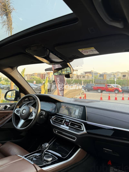 بي ام دبليو X5 M 2020 أسود أوتوماتيك مستعملة للبيع في القاهرة - 3