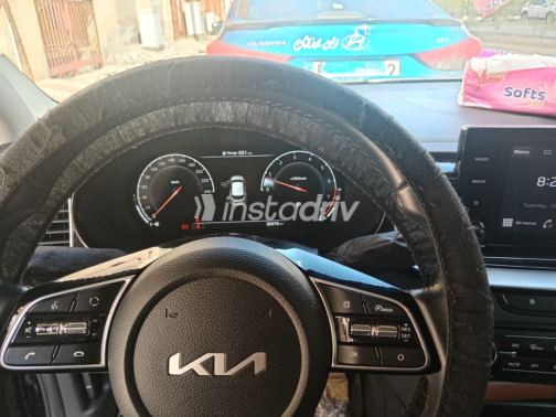 Kia Xceed 2022 Black Automatic Used for Sale in Damietta - 7