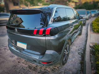 Peugeot 5008 2020 Dark Gray Automatic Used for Sale in Cairo