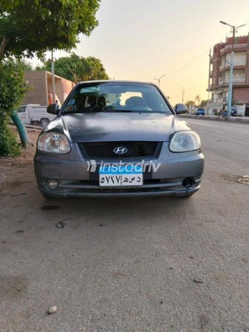 Hyundai Verna 2011 Petroleum Manual Used for Sale in Cairo - 2