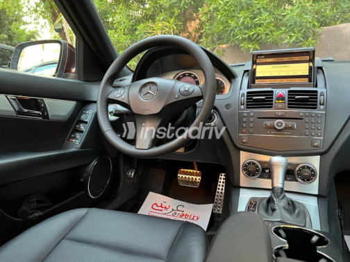 مرسيدس C 300 2008 أحمر غامق أوتوماتيك مستعملة للبيع في مصر الجديدة - 5