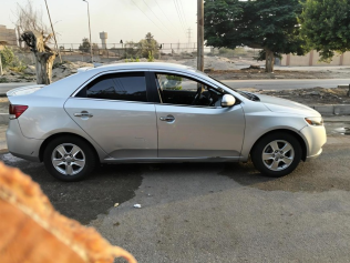 Kia Forte 2012 Silver Automatic Used for Sale in Cairo