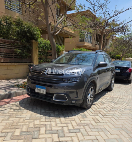Citroën C5 Aircross 2022 Gray Automatic Used for Sale in Giza - 2
