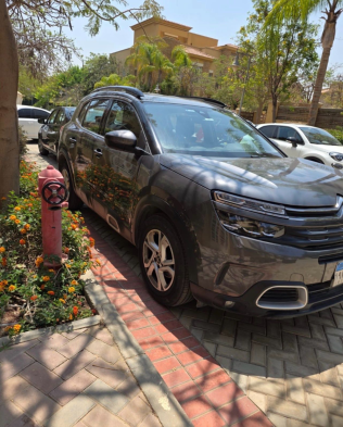 Citroën C5 Aircross 2022 Gray Automatic Used for Sale in Giza