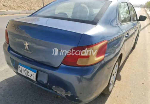 بيجو 301 2014 أزرق أوتوماتيك مستعملة للبيع في المعادى - 6
