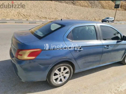 بيجو 301 2014 أزرق أوتوماتيك مستعملة للبيع في المعادى - 8