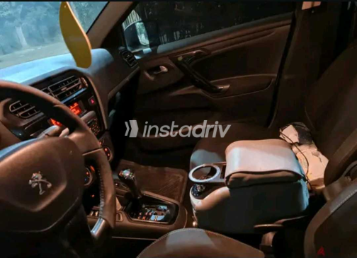 بيجو 301 2014 أزرق أوتوماتيك مستعملة للبيع في المعادى - 10