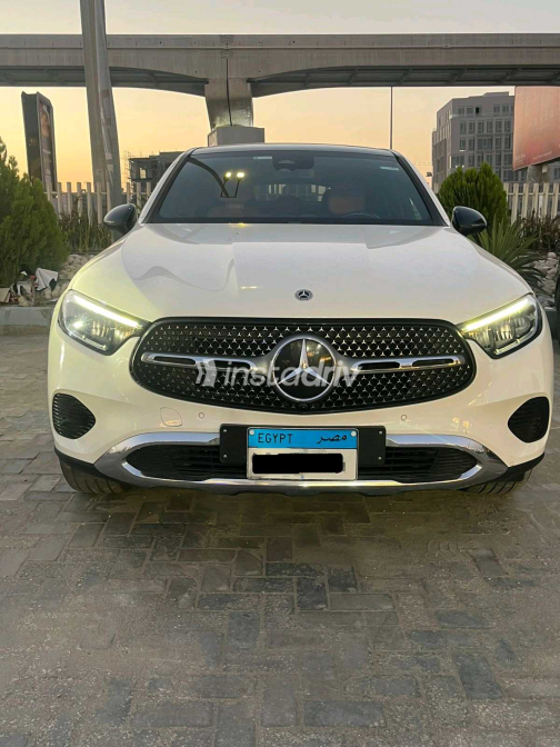 مرسيدس GLC 200 2024 أبيض أوتوماتيك مستعملة للبيع في الجيزة - 5
