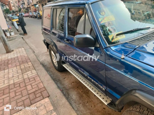Jeep Cherokee 1996 Dark Blue Automatic Used for Sale in Alexandria - 2