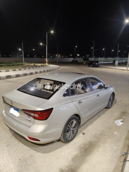 MG 5 2021 White Automatic Used for Sale in Greater Cairo ( Cairo + Giza) - 1