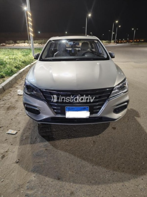 MG 5 2021 White Automatic Used for Sale in Greater Cairo ( Cairo + Giza) - 5