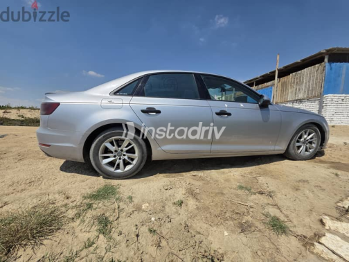 Audi A4 2016 Silver Automatic Used for Sale in Giza - 3