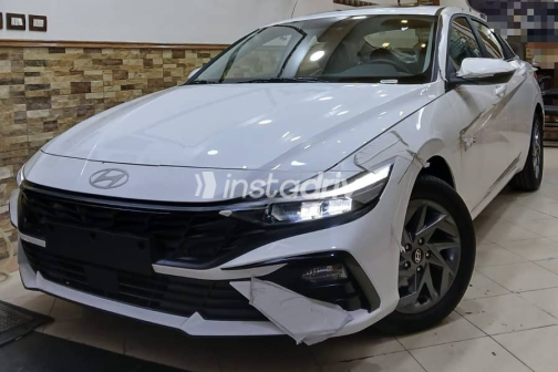 Hyundai Elantra 2025 White Automatic New for Sale in Cairo - 1