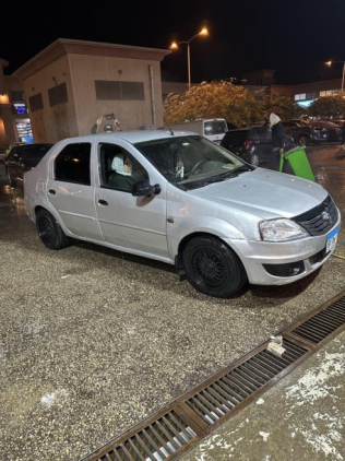 Renault Logan 2013 Silver Automatic Used for Sale in Cairo