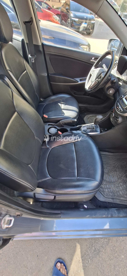 Hyundai Accent RB 2019 Gray Automatic Used for Sale in Cairo - 2