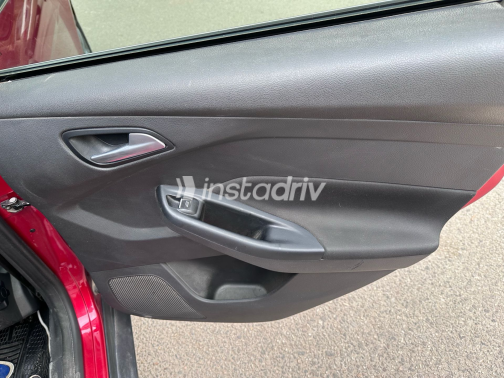 Ford Focus 2018 Red Automatic Used for Sale in Cairo - 1