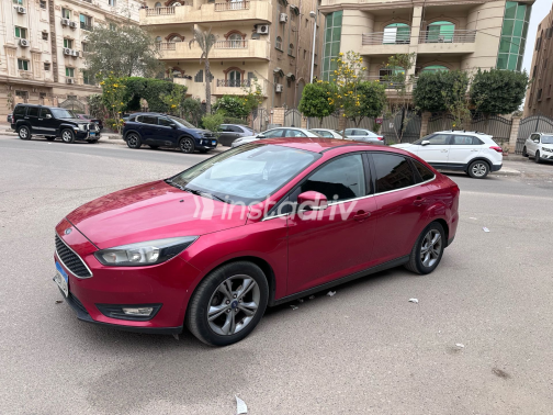 Ford Focus 2018 Red Automatic Used for Sale in Cairo - 4