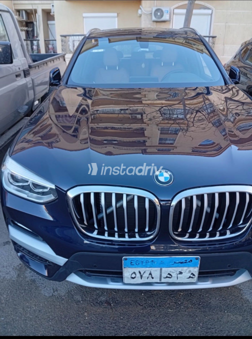 بي ام دبليو X3 2019 أبيض أوتوماتيك مستعملة للبيع في القاهرة - 4
