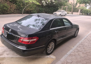 مرسيدس E 250 2011 أسود أوتوماتيك مستعملة للبيع في الجيزة