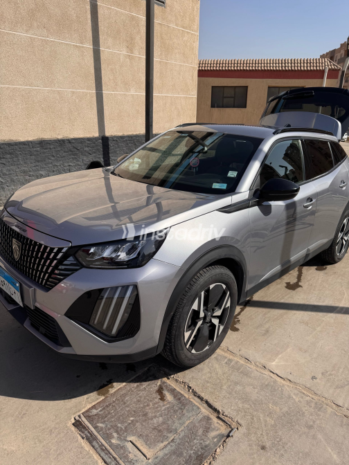 Peugeot 2008 2024 Silver Automatic Used for Sale in Cairo - 2