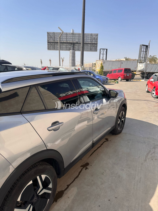 Peugeot 2008 2024 Silver Automatic Used for Sale in Cairo - 6