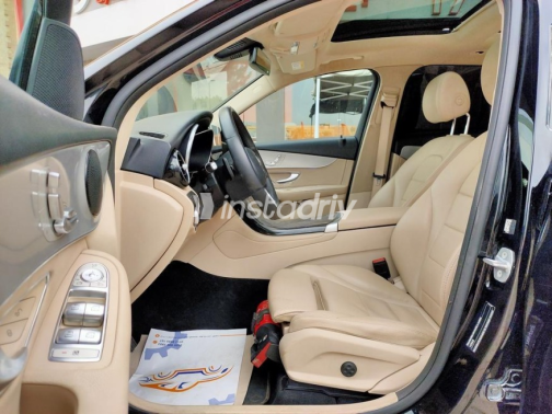 Mercedes GLC 200 2021 Black Automatic Used for Sale in Cairo - 5