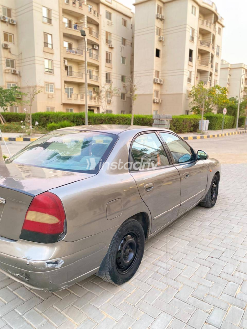 Daewoo Nubira 2001 Bronze Manual Used for Sale in Giza - 2