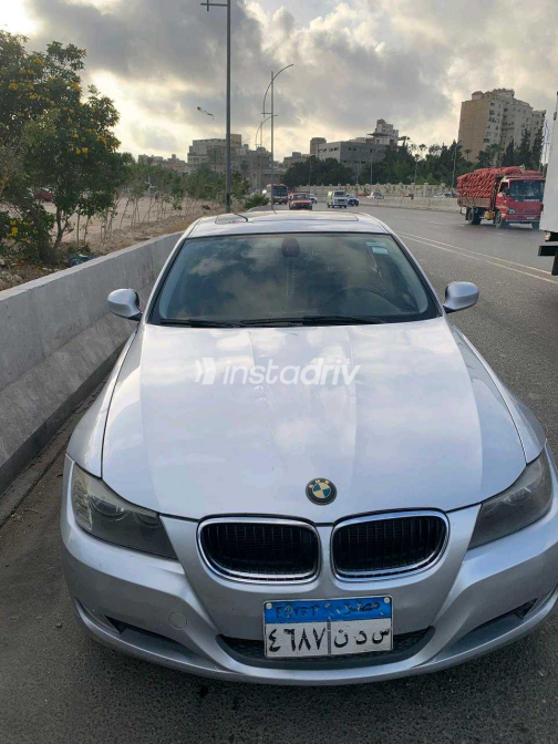 بي ام دبليو 316 2011 فضي أوتوماتيك مستعملة للبيع في الإسكندرية - 3