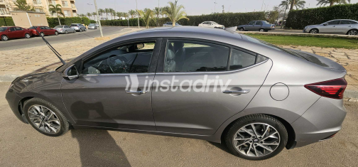 Hyundai Elantra AD 2020 Gray Automatic Used for Sale in Madinaty - 4