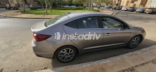 Hyundai Elantra AD 2020 Gray Automatic Used for Sale in Madinaty - 8