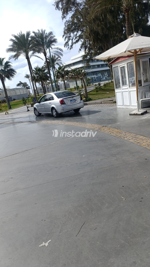 Chevrolet Optra 2014 Silver Automatic Used for Sale in Alexandria - 1