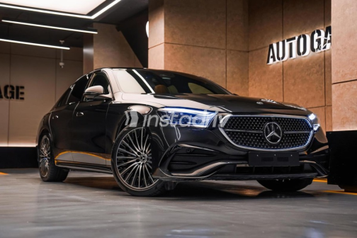 Mercedes E Class 2024 Gray Automatic Used for Sale in Alexandria - 5