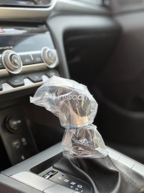 Hyundai Elantra 2025 Silver Automatic Used for Sale in Nasr city - 6