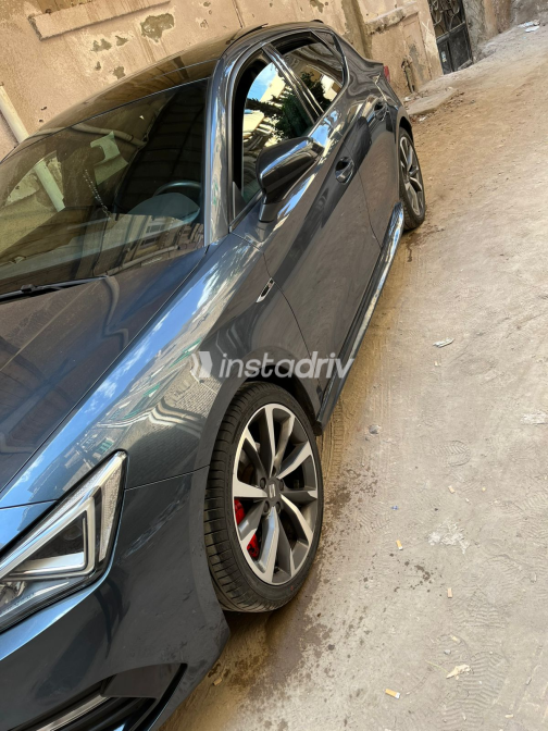 سيات ليون 2022 رمادي أوتوماتيك مستعملة للبيع في طنطا - 1