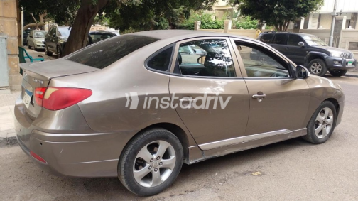 Hyundai Elantra HD 2017 Bronze Automatic Used for Sale in 6 October - 1