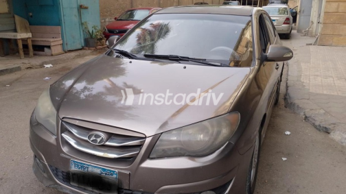 Hyundai Elantra HD 2017 Bronze Automatic Used for Sale in 6 October - 2