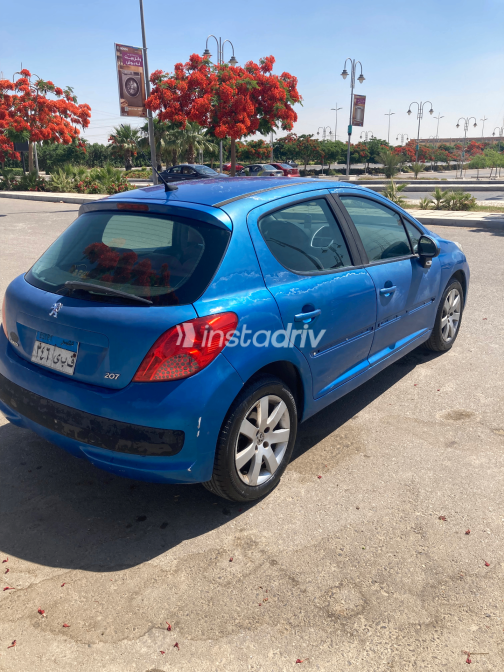 Peugeot 207 2007 Blue Manual Used for Sale in Cairo - 5