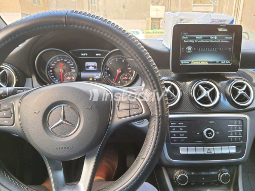 مرسيدس GLA 200 2020 رمادي أوتوماتيك مستعملة للبيع في الجيزة - 5