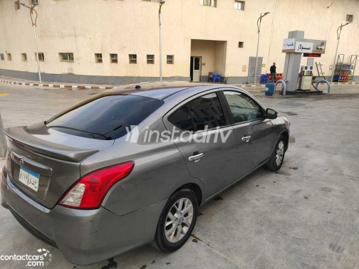 Nissan Sunny 2022 Gray Automatic Used for Sale in Cairo - 2