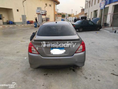 Nissan Sunny 2022 Gray Automatic Used for Sale in Cairo - 10