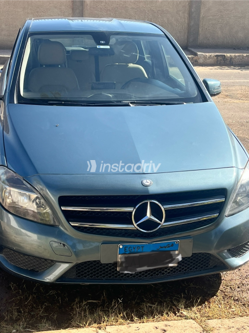 Mercedes B 200 2013 Blue Automatic Used for Sale in Cairo - 3