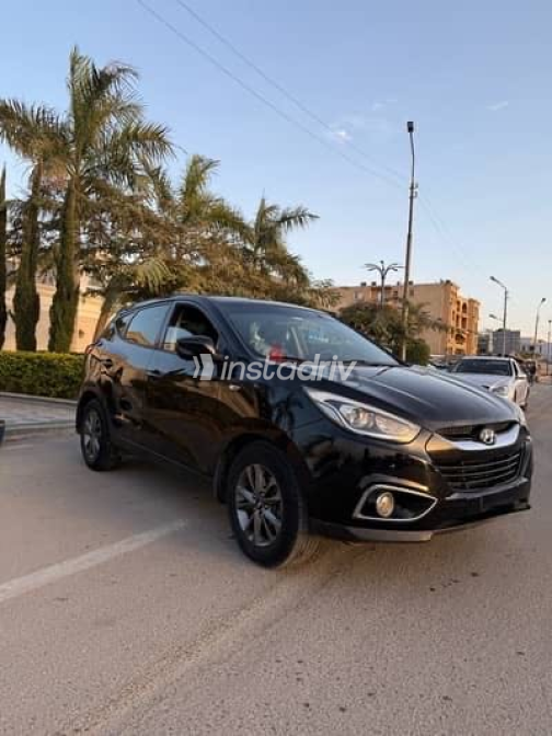 Hyundai IX 35 2015 Black Automatic Used for Sale in Cairo - 1